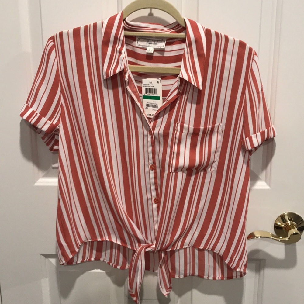 Pale pink + white button up